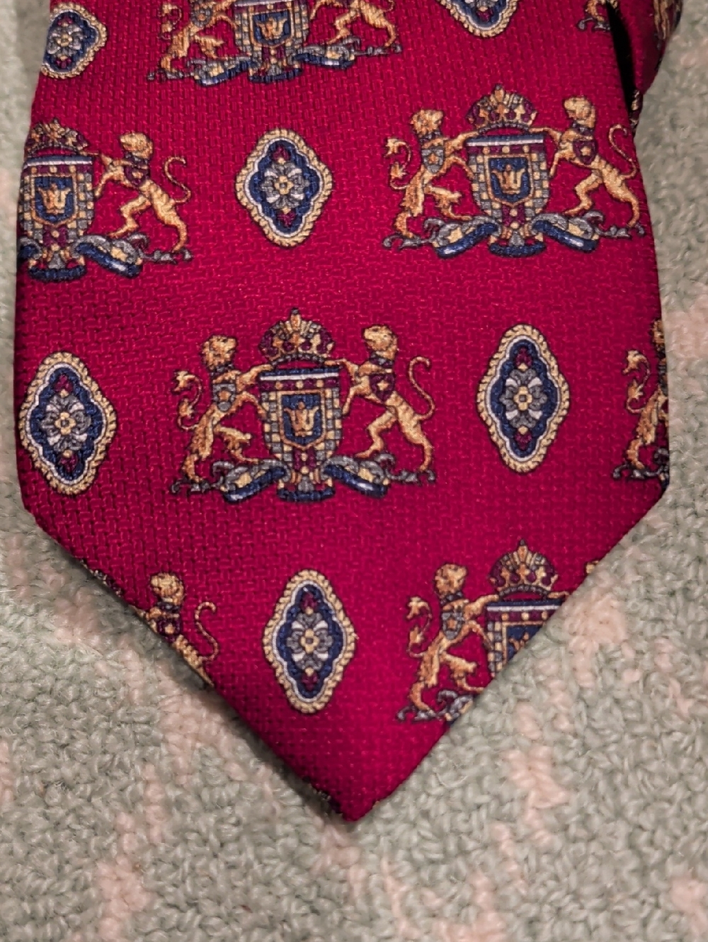 Stafford Red Crest Pattern Silk Tie